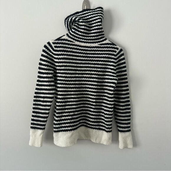 Banana Republic Size M Striped Black and White Turtleneck Italian Yarn Sweater - Picture 3 of 4